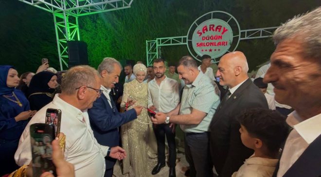 Baştaş, Konak’ta yürüttüğü çalışmalarla dikkat çekiyor