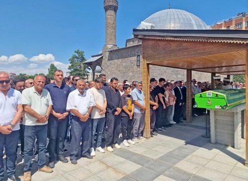 İYİ Parti Camiasını Yasa Boğan Kayıp: Gökhan Özkan Son Yolculuğuna Uğurlandı