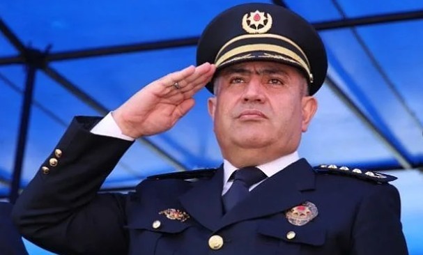 KARABURUN GİTTİ AY GELDİ
